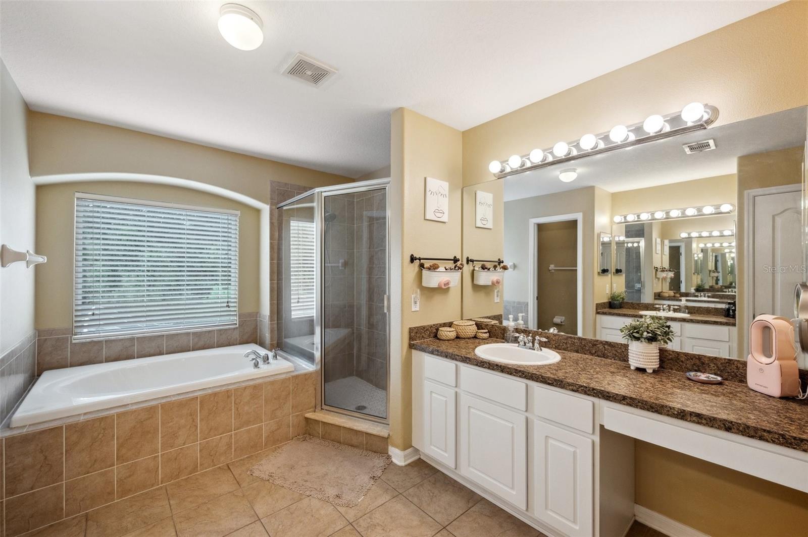 Image 29 of 74 For 1410 Halapa Way