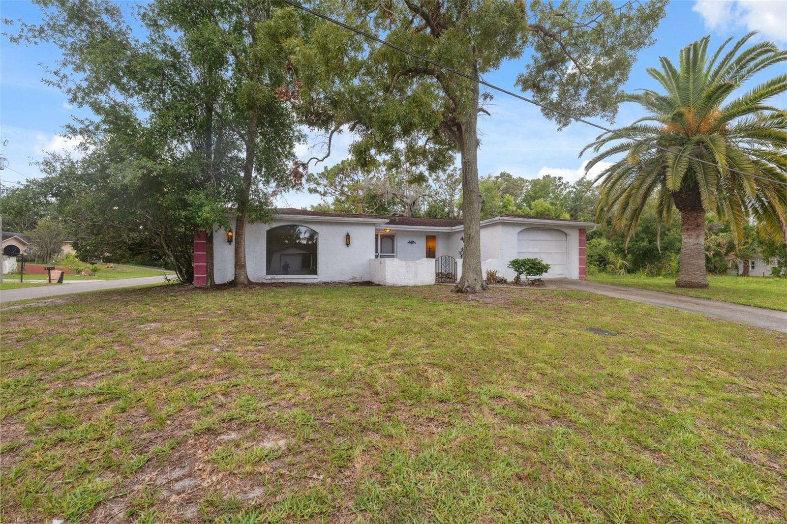 Image 3 of 20 For 8340 Saint Marks Court