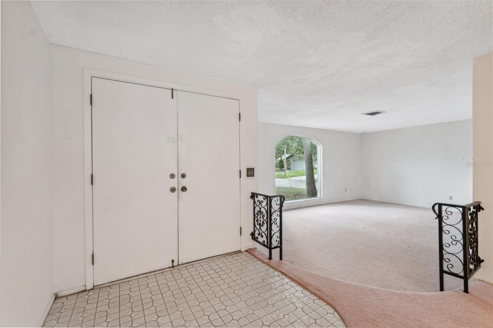 Image 6 of 20 For 8340 Saint Marks Court