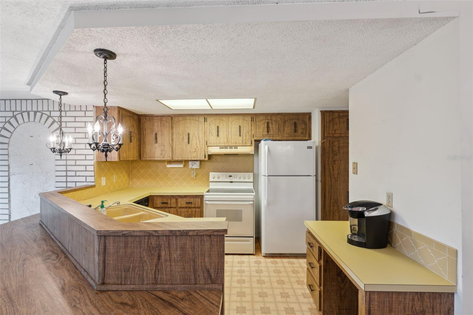 Image 8 of 20 For 8340 Saint Marks Court
