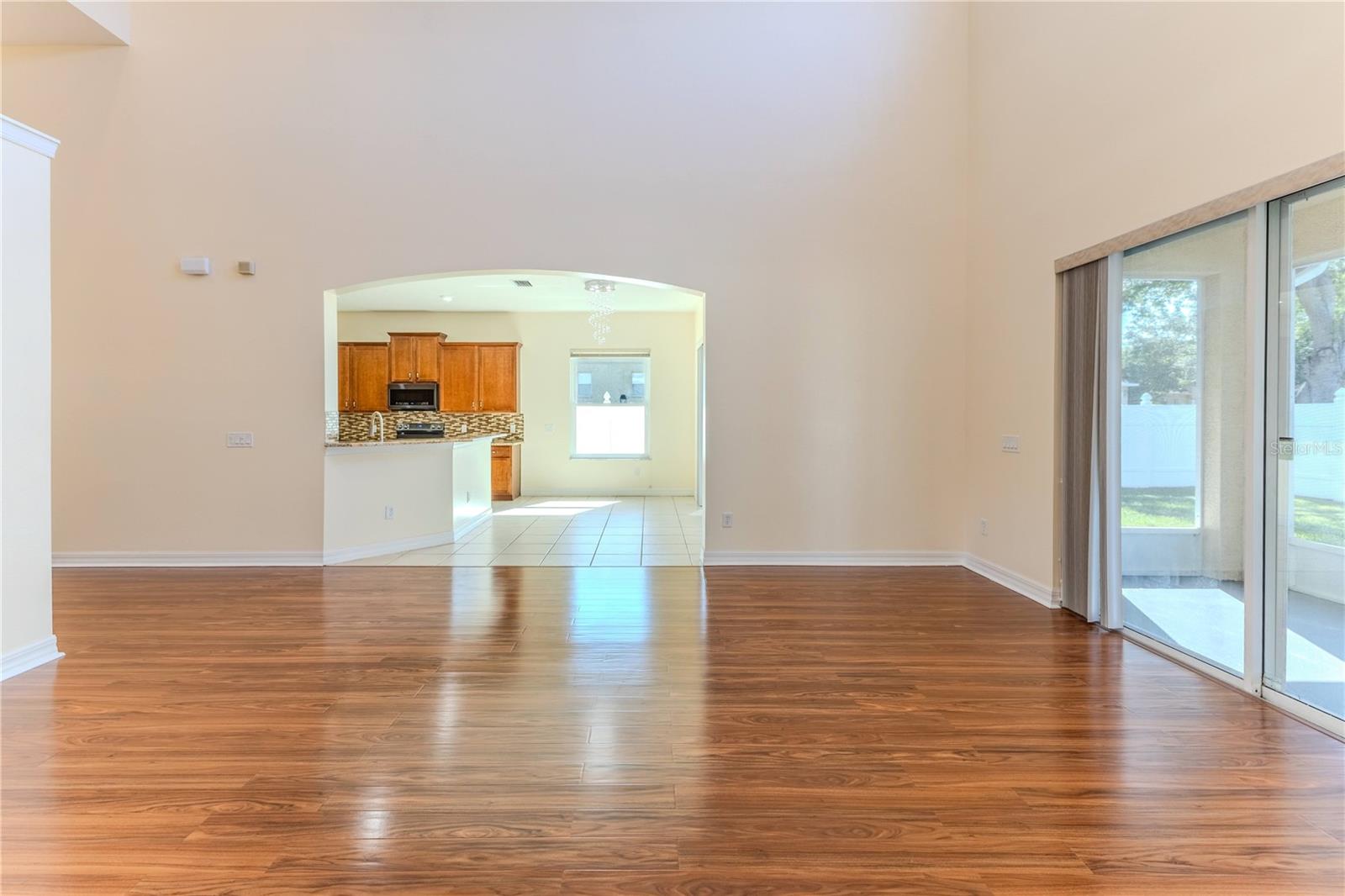 Image 27 of 84 For 13772 Dunwoody Drive