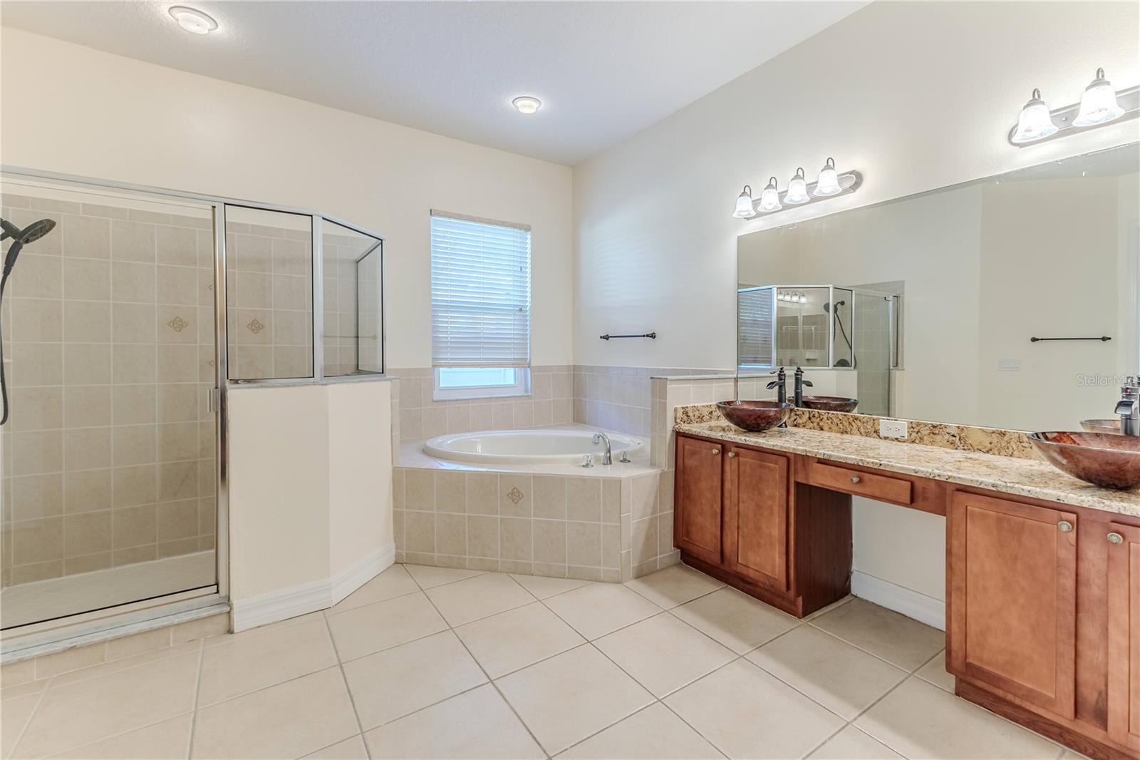 Image 34 of 84 For 13772 Dunwoody Drive