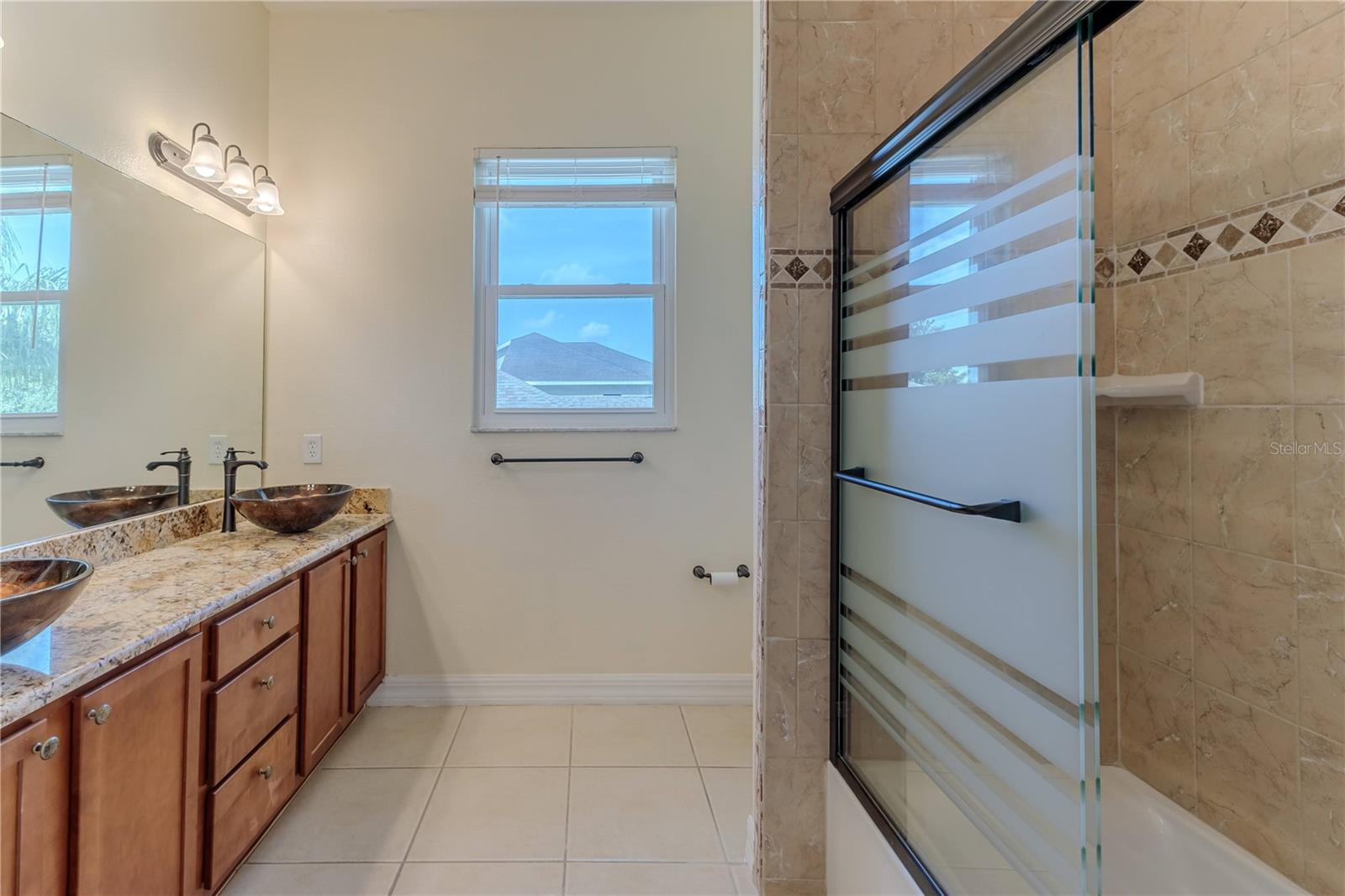 Image 47 of 84 For 13772 Dunwoody Drive