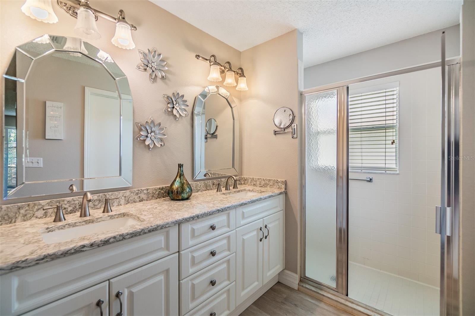 Image 16 of 51 For 1242 Almondwood Drive