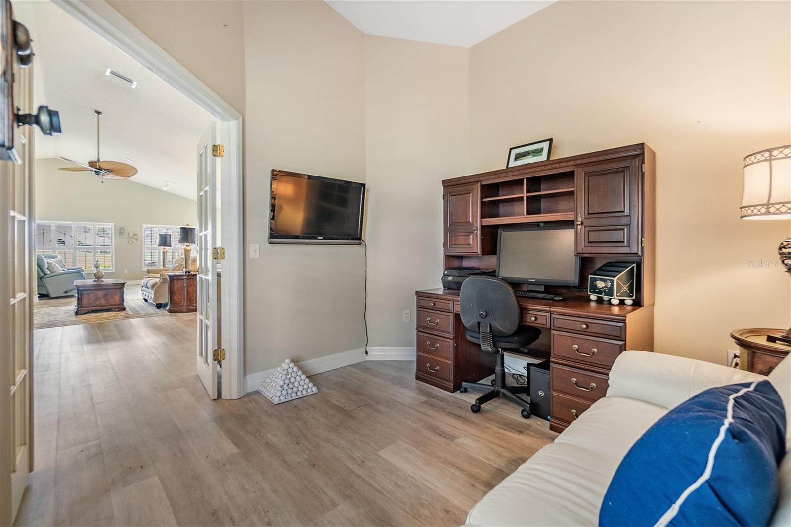 Image 19 of 51 For 1242 Almondwood Drive