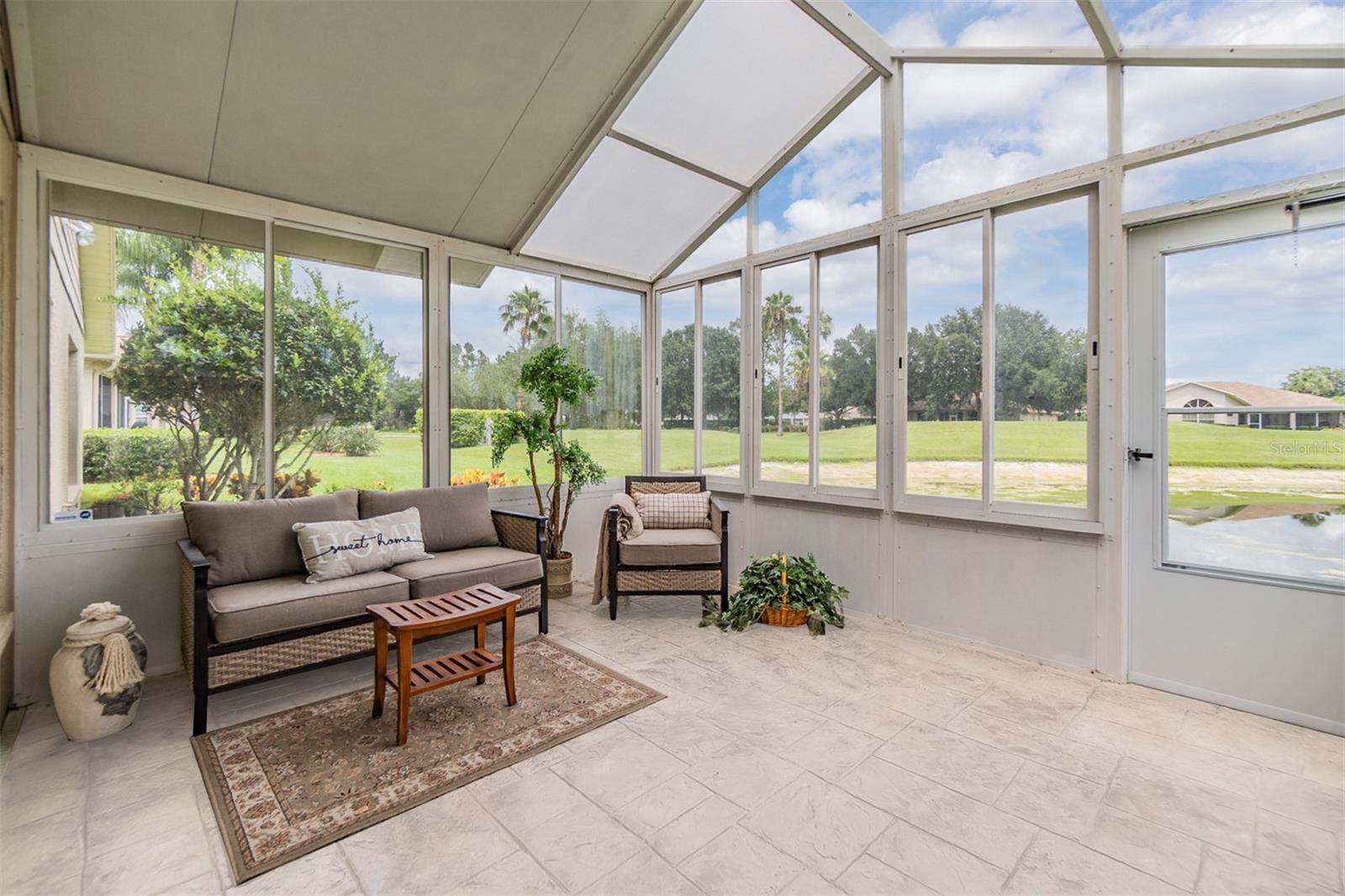 Image 21 of 51 For 1242 Almondwood Drive