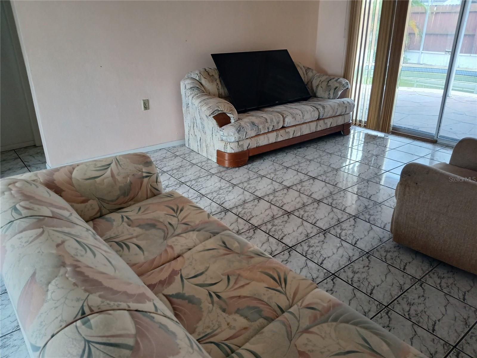 Image 4 of 19 For 3206 Pinon Drive