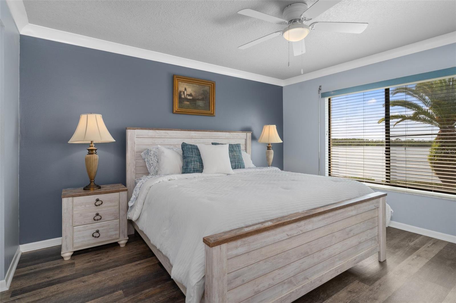 Image 28 of 73 For 4620 Bay Boulevard 1115