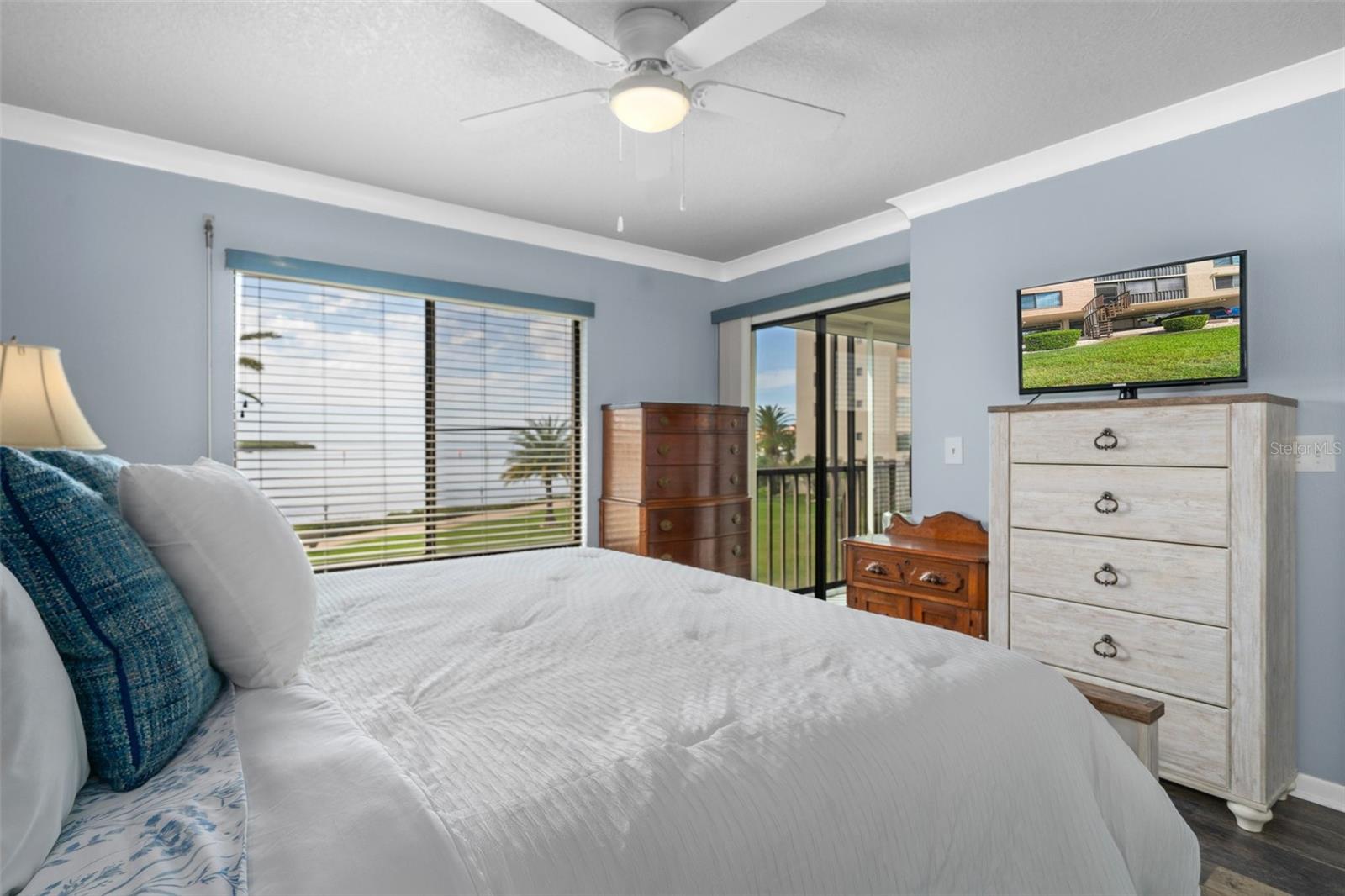 Image 30 of 73 For 4620 Bay Boulevard 1115