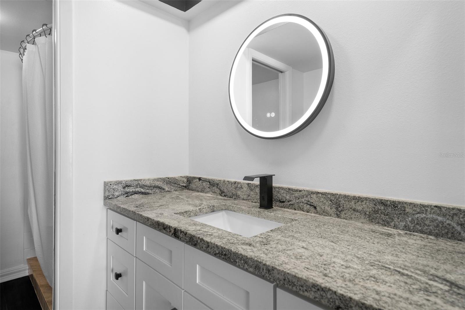Image 31 of 73 For 4620 Bay Boulevard 1115