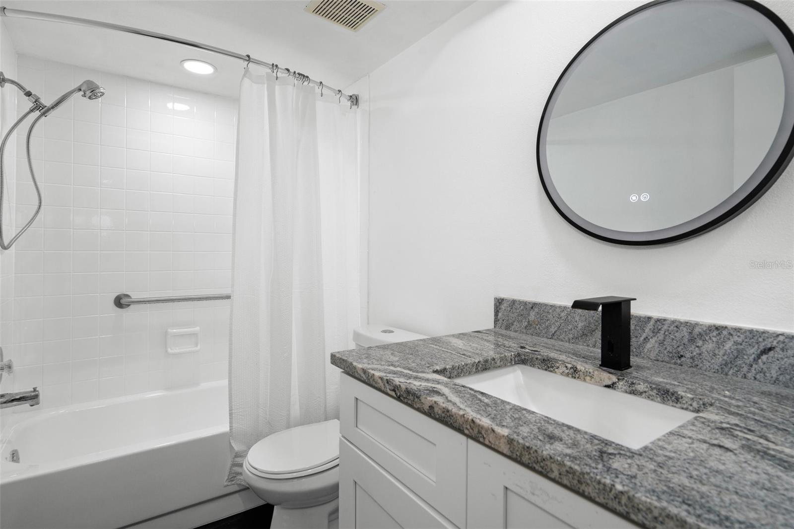 Image 41 of 73 For 4620 Bay Boulevard 1115
