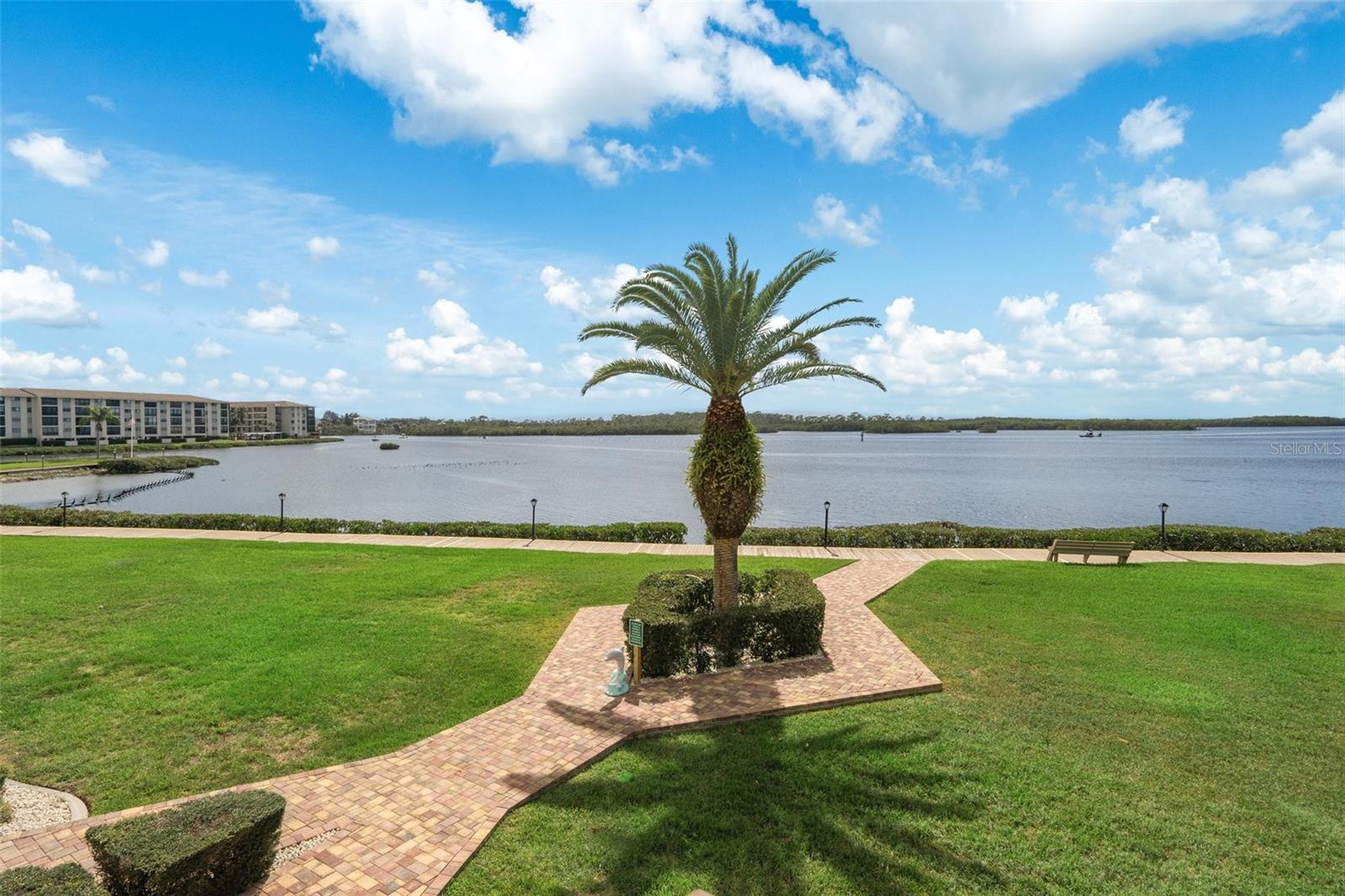 Image 48 of 73 For 4620 Bay Boulevard 1115