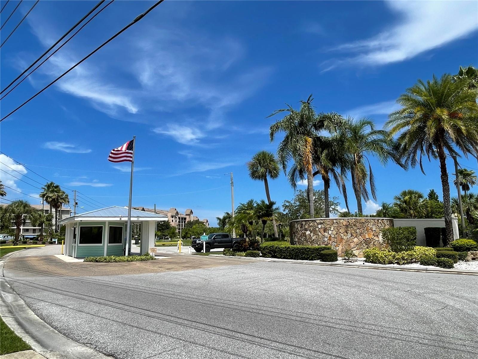 Image 51 of 73 For 4620 Bay Boulevard 1115