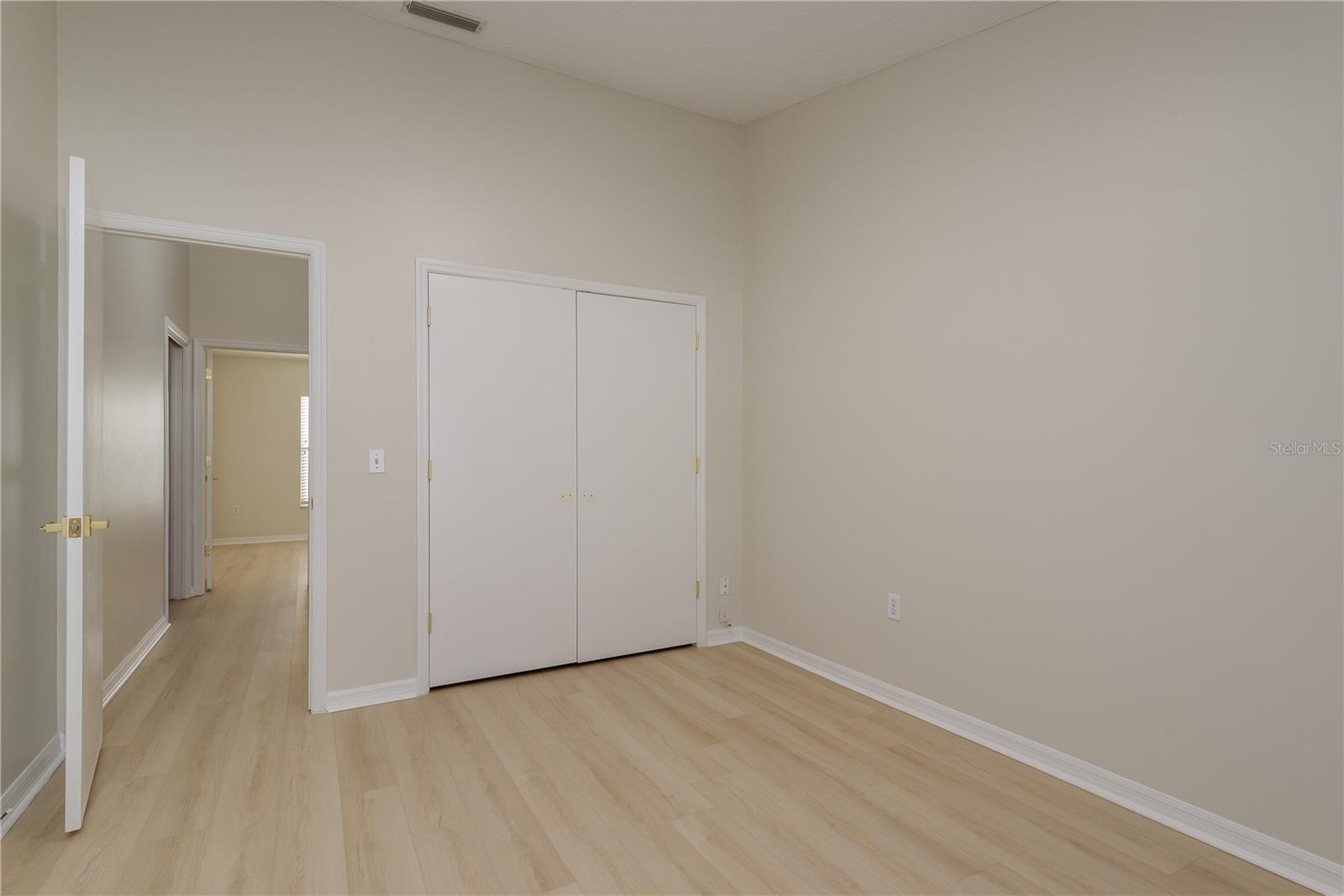 Image 22 of 47 For 4752 Weasel Drive