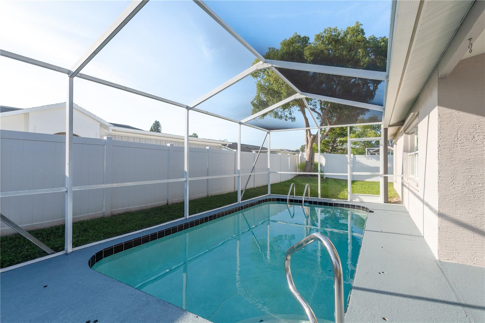 Image 4 of 47 For 4752 Weasel Drive