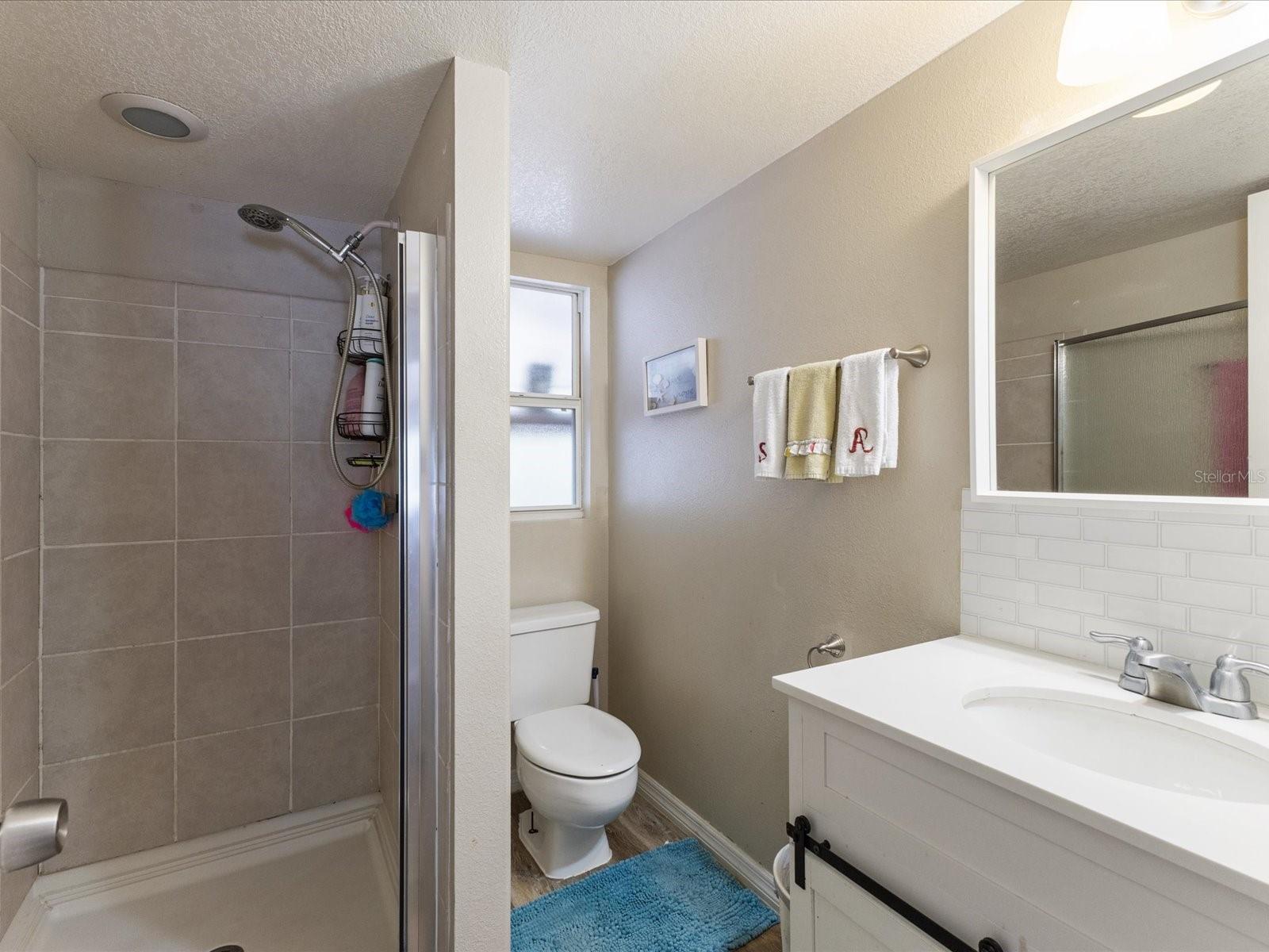 Image 24 of 47 For 7213 Elizabeth Avenue