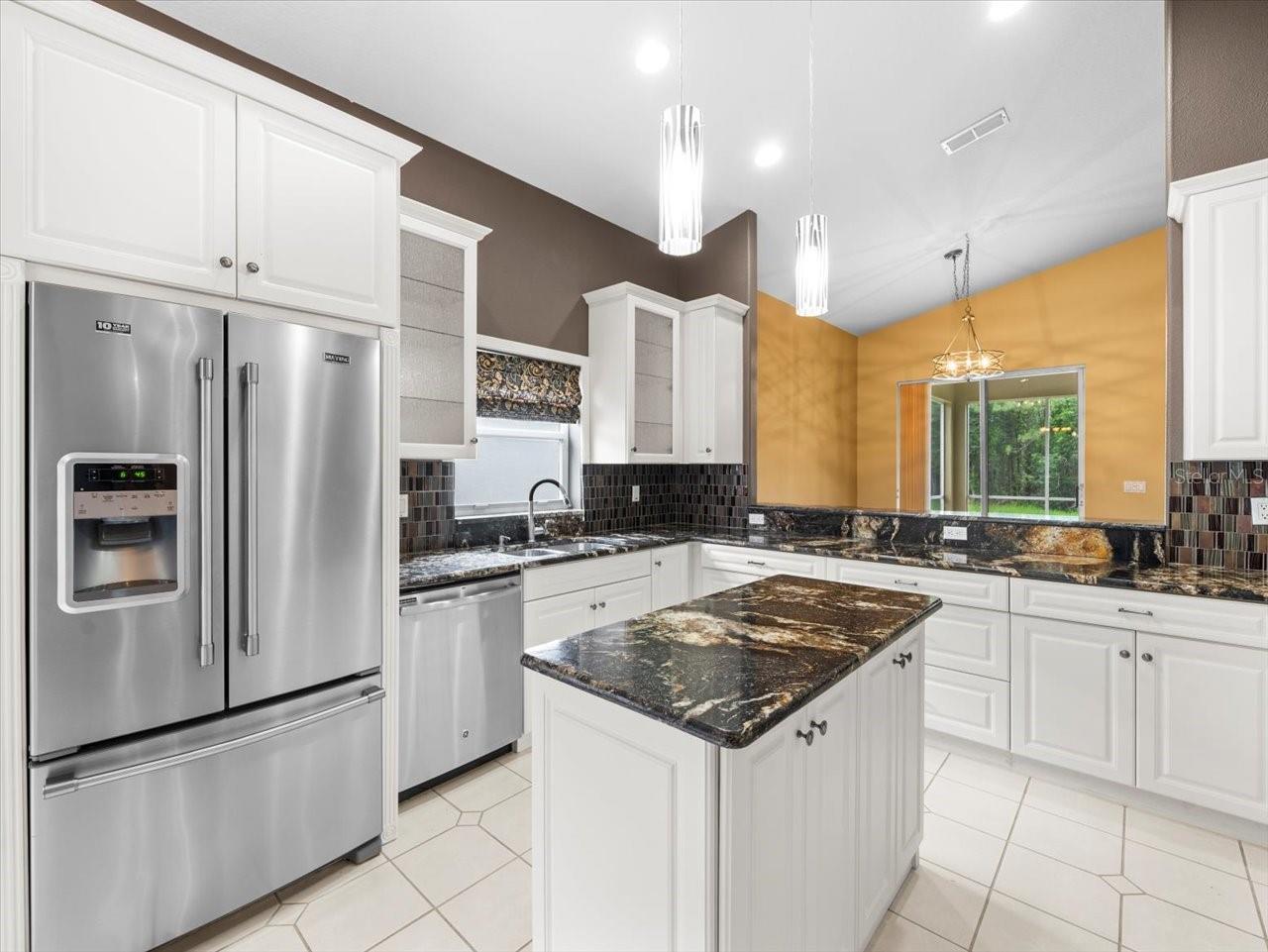 Image 14 of 54 For 10097 Holly Berry Drive