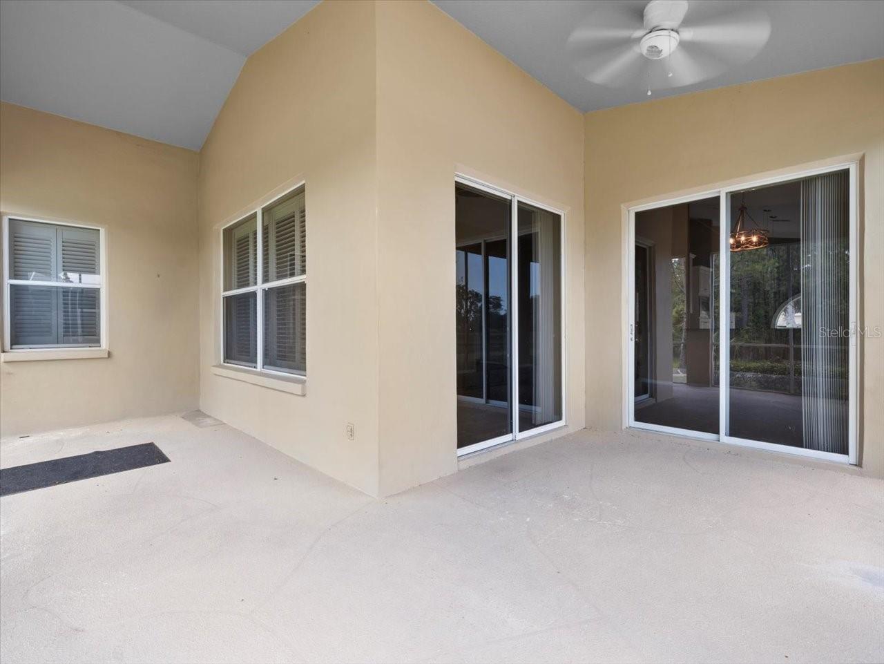 Image 39 of 54 For 10097 Holly Berry Drive