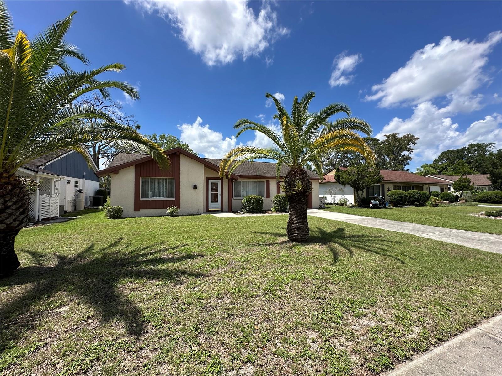 Image 4 of 40 For 8312 Split Rail Lane