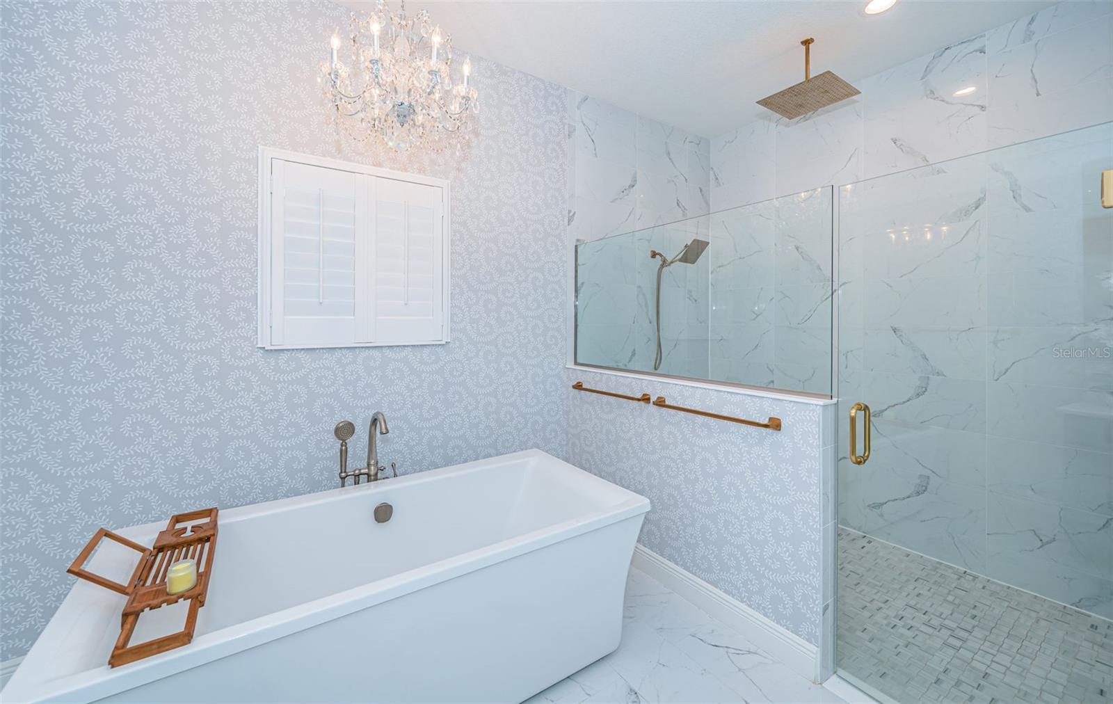 Listing photo id 16 for 4197 Glade Wood Loop