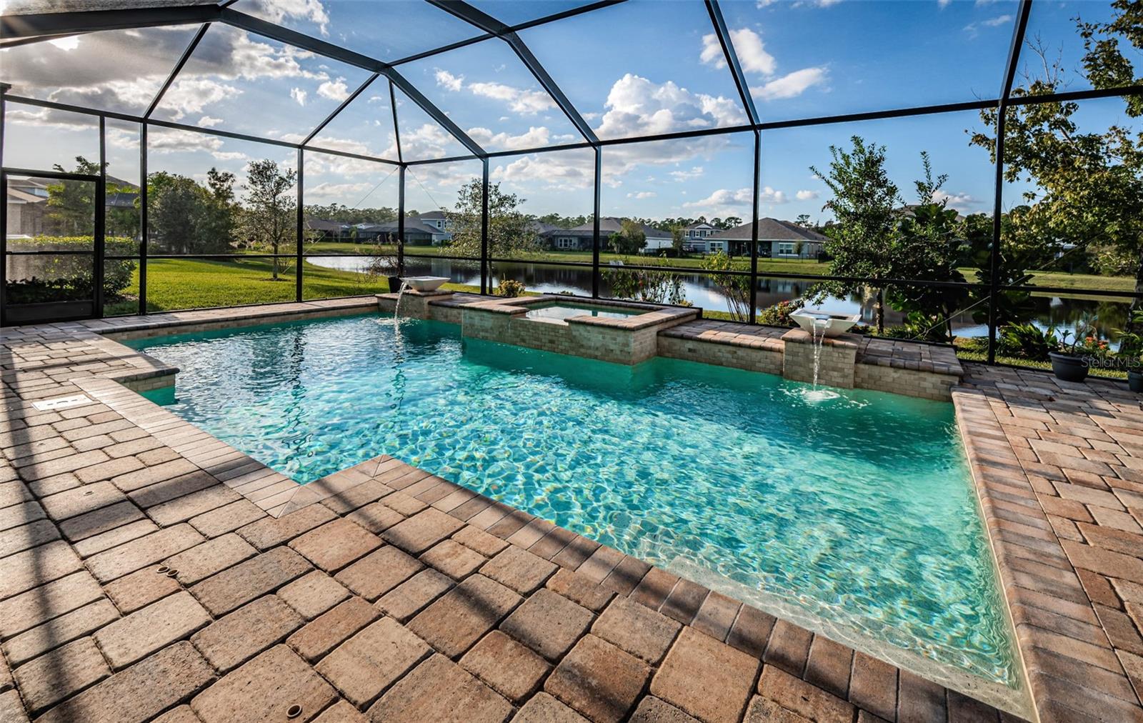 Listing photo id 2 for 4197 Glade Wood Loop