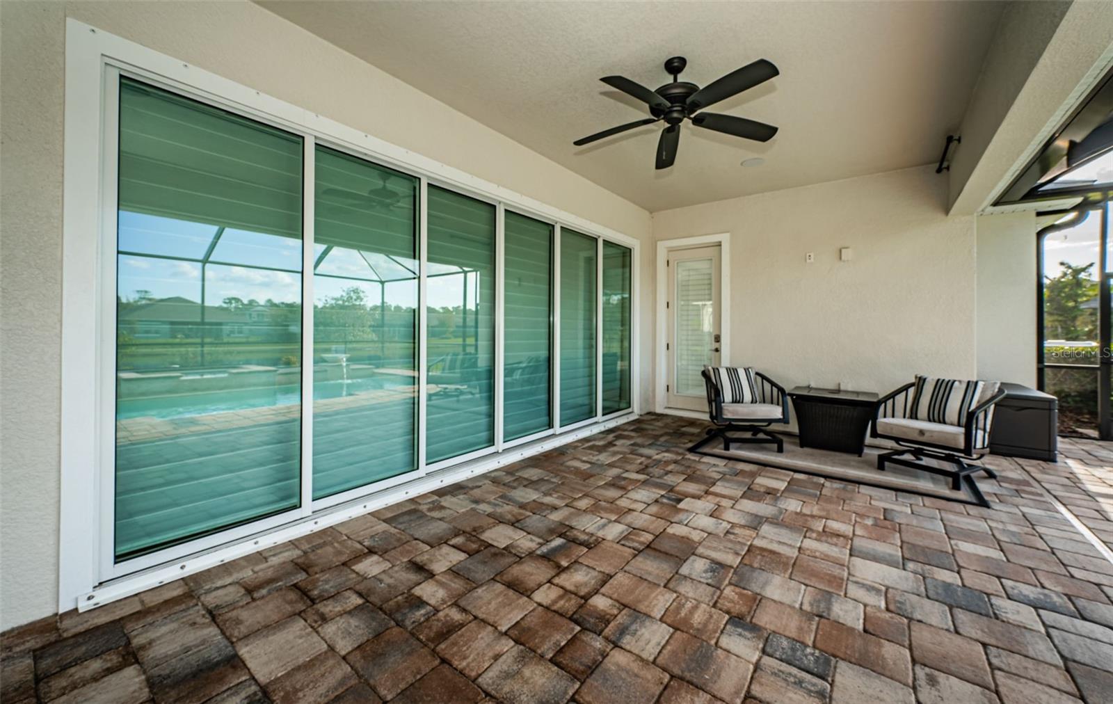 Listing photo id 49 for 4197 Glade Wood Loop