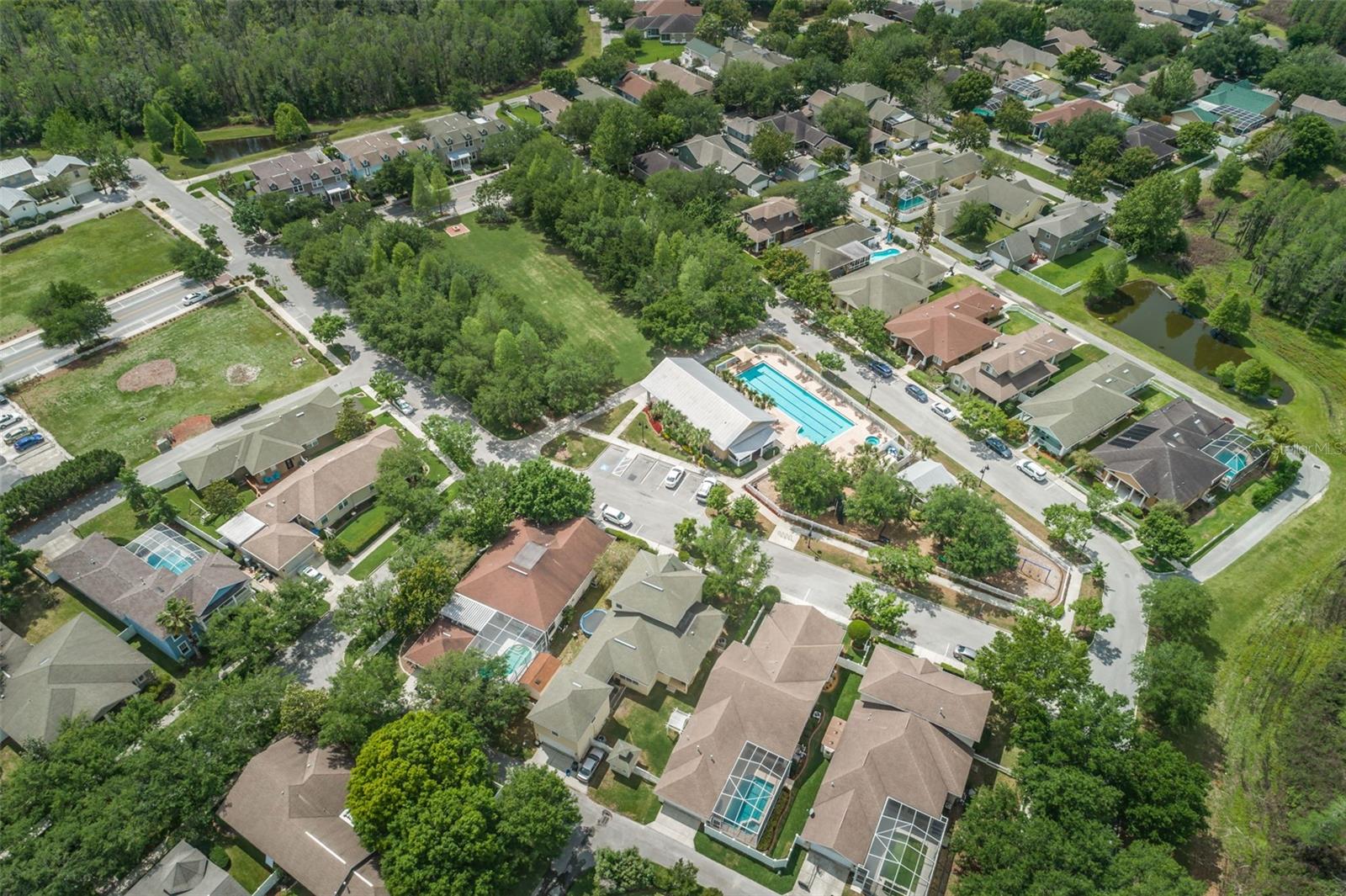 Listing photo id 78 for 4197 Glade Wood Loop