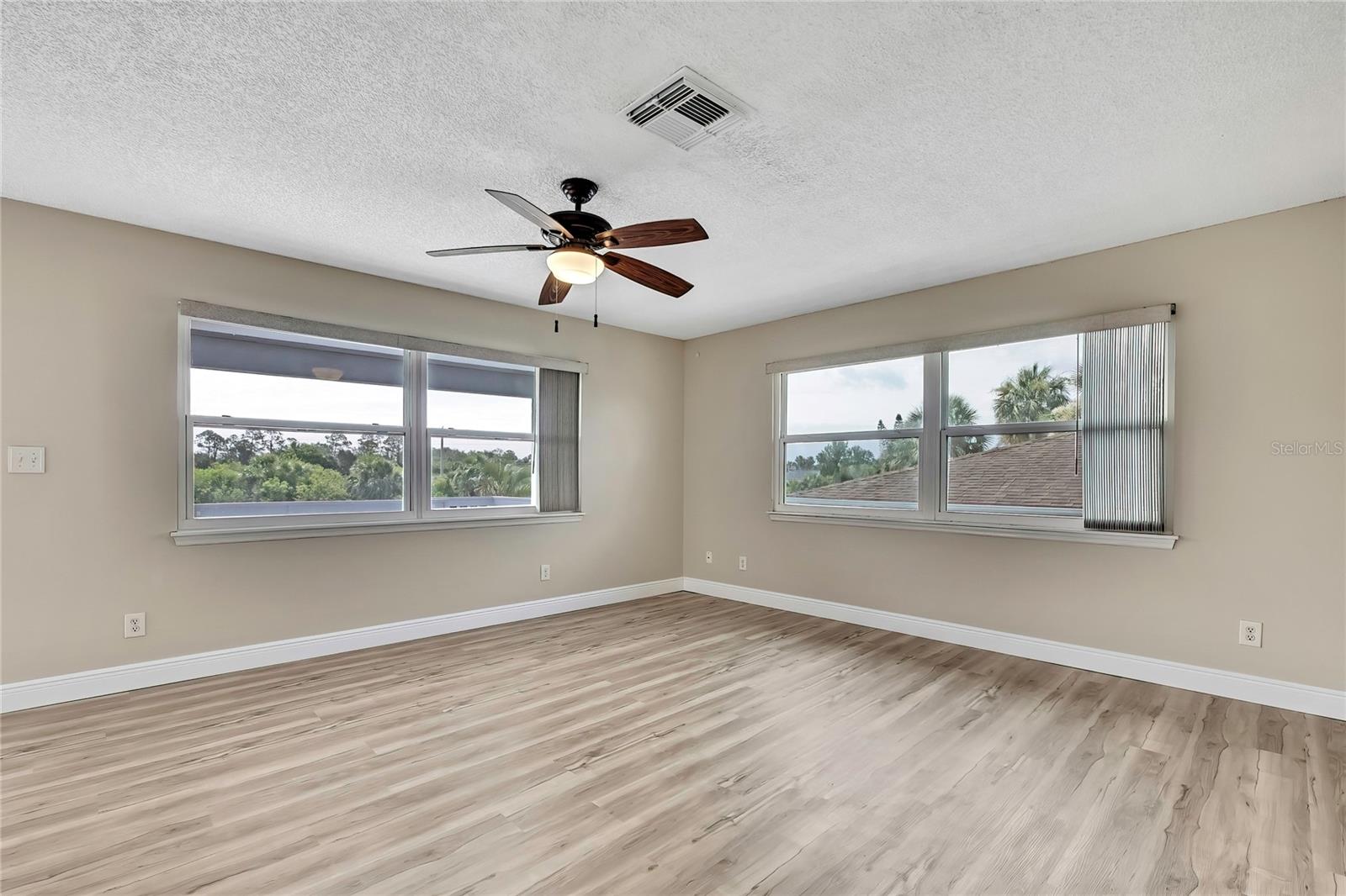 Image 14 of 46 For 3276 Rose Arbor Drive