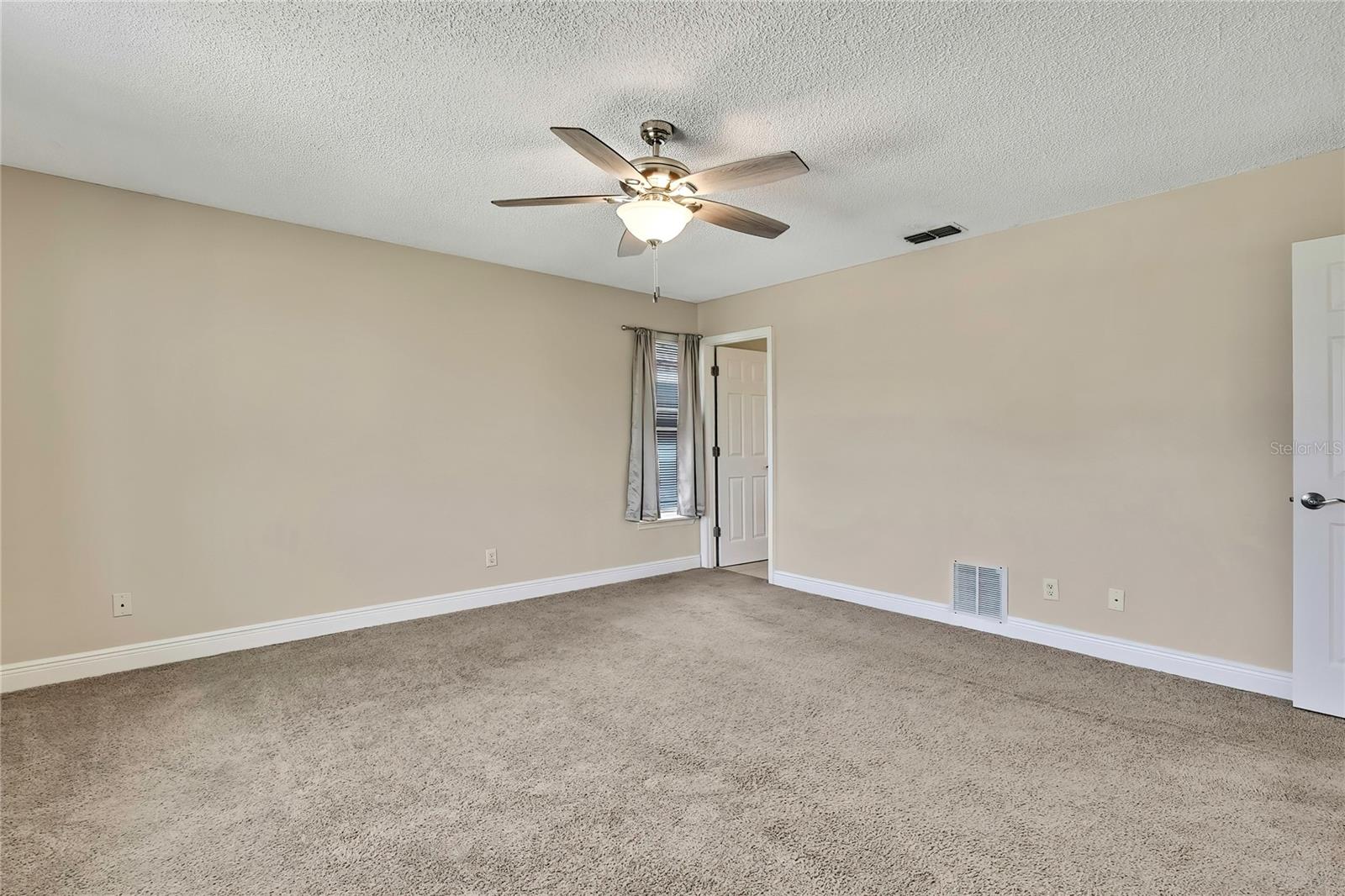 Image 27 of 46 For 3276 Rose Arbor Drive