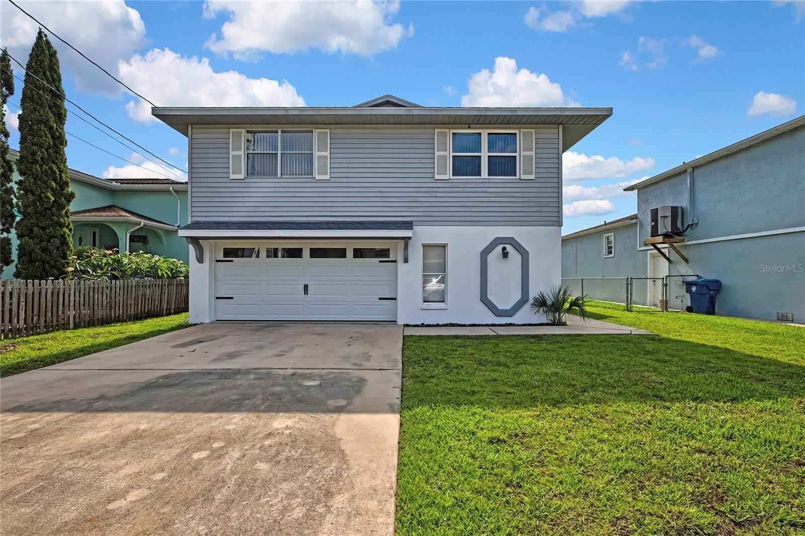 Image 3 of 46 For 3276 Rose Arbor Drive