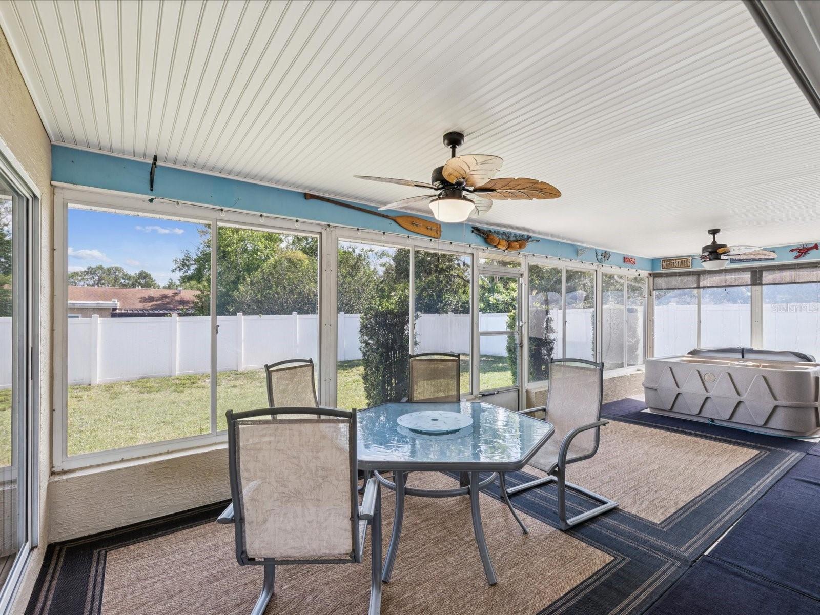 Image 18 of 53 For 14646 Coronado Drive