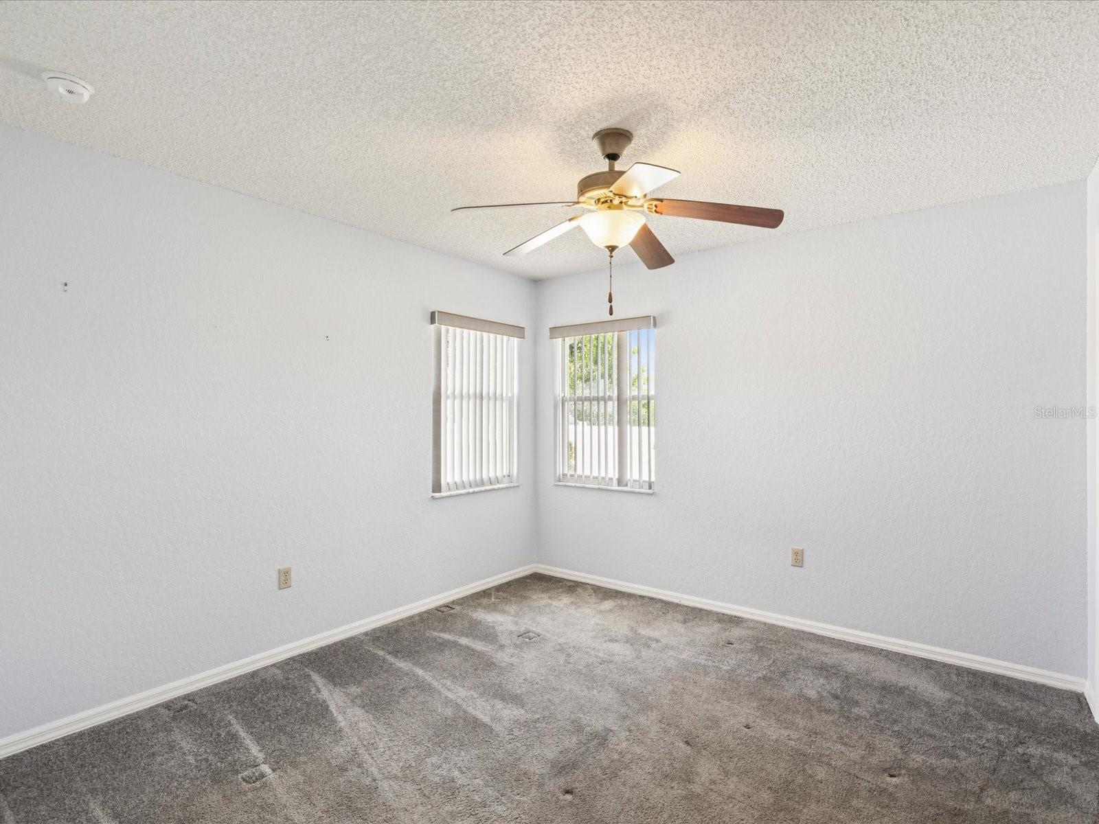 Image 34 of 53 For 14646 Coronado Drive
