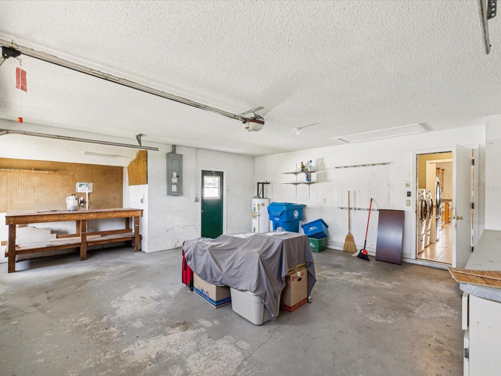 Image 43 of 53 For 14646 Coronado Drive