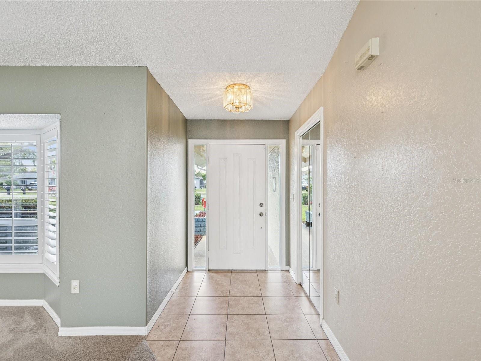 Image 5 of 53 For 14646 Coronado Drive