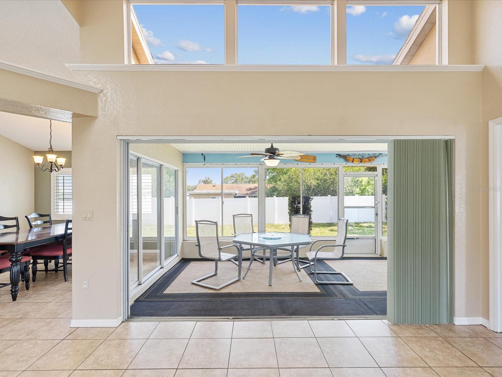 Image 6 of 53 For 14646 Coronado Drive