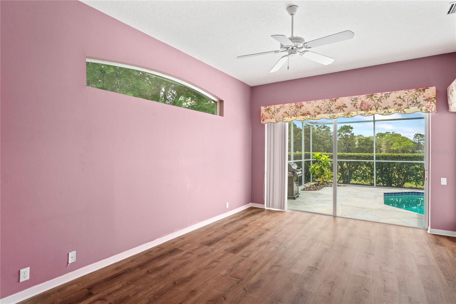 Listing photo id 21 for 4351 Mallard Lake Drive