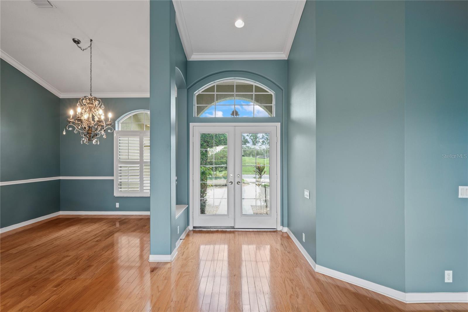 Listing photo id 1 for 4351 Mallard Lake Drive
