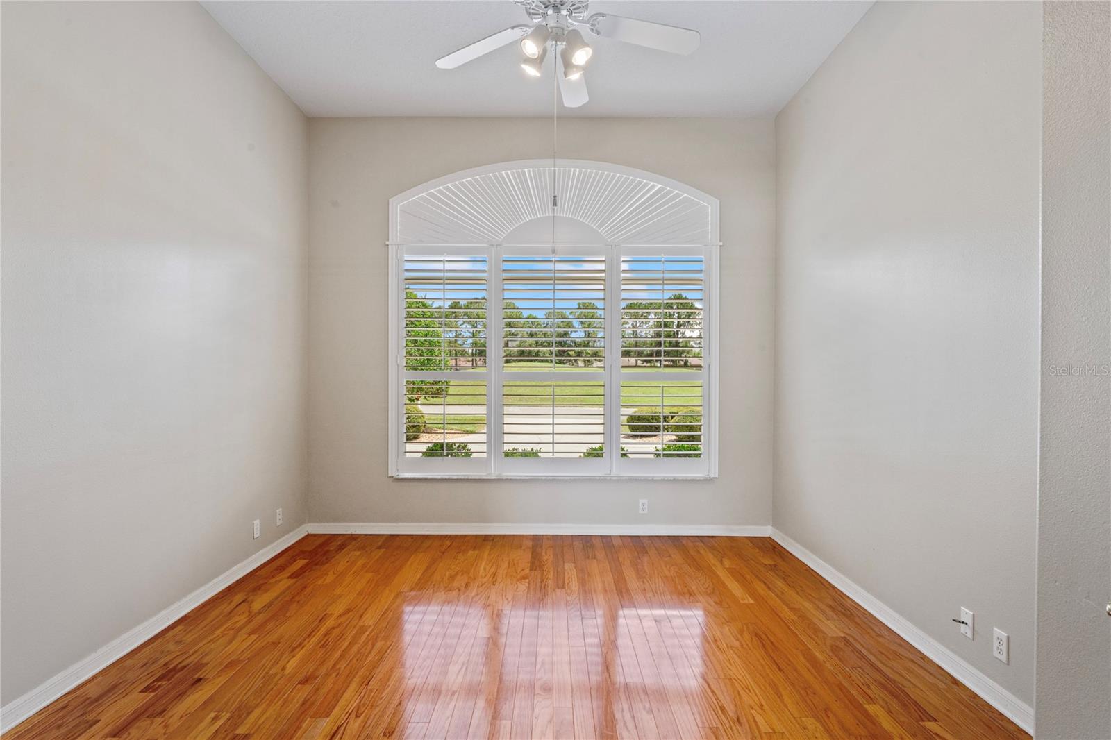 Listing photo id 29 for 4351 Mallard Lake Drive