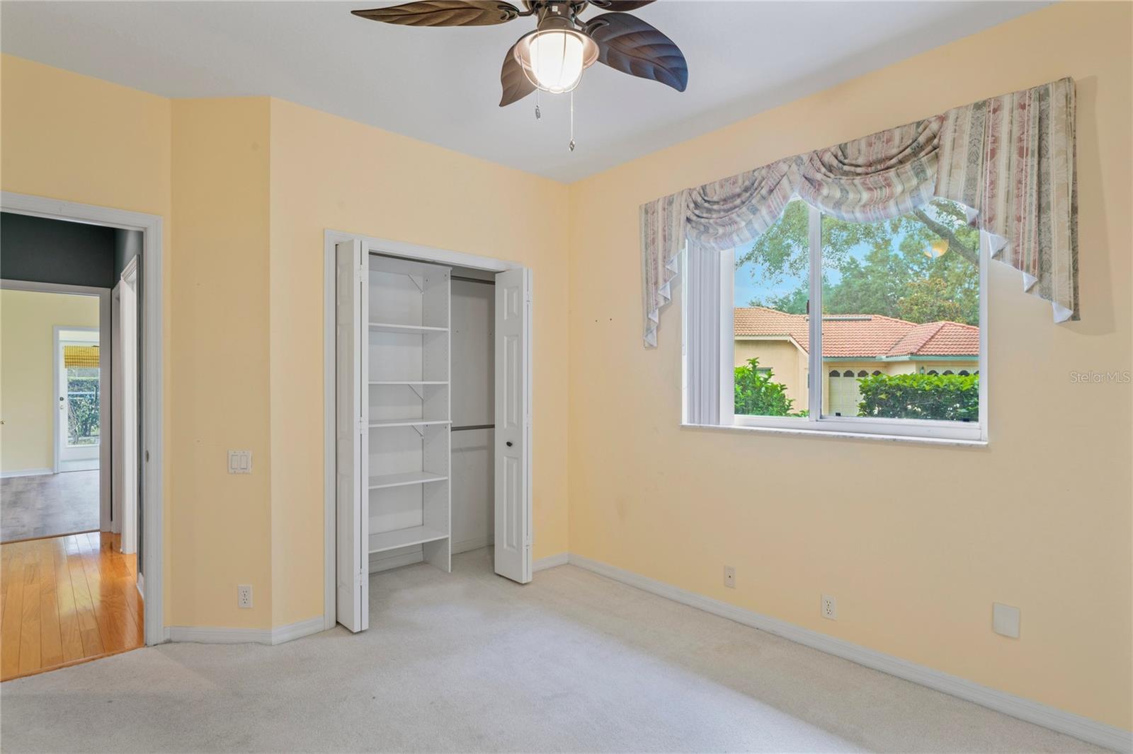 Listing photo id 33 for 4351 Mallard Lake Drive