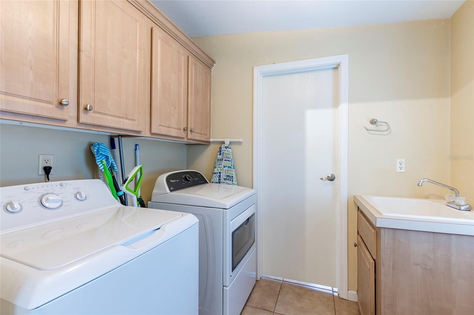 Image 14 of 44 For 9466 Grouse Way