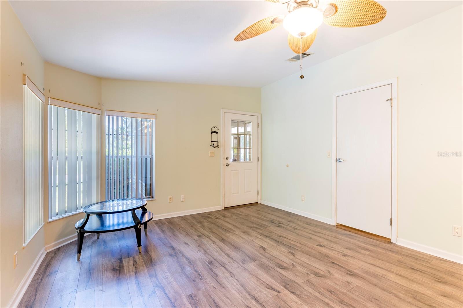 Image 19 of 44 For 9466 Grouse Way