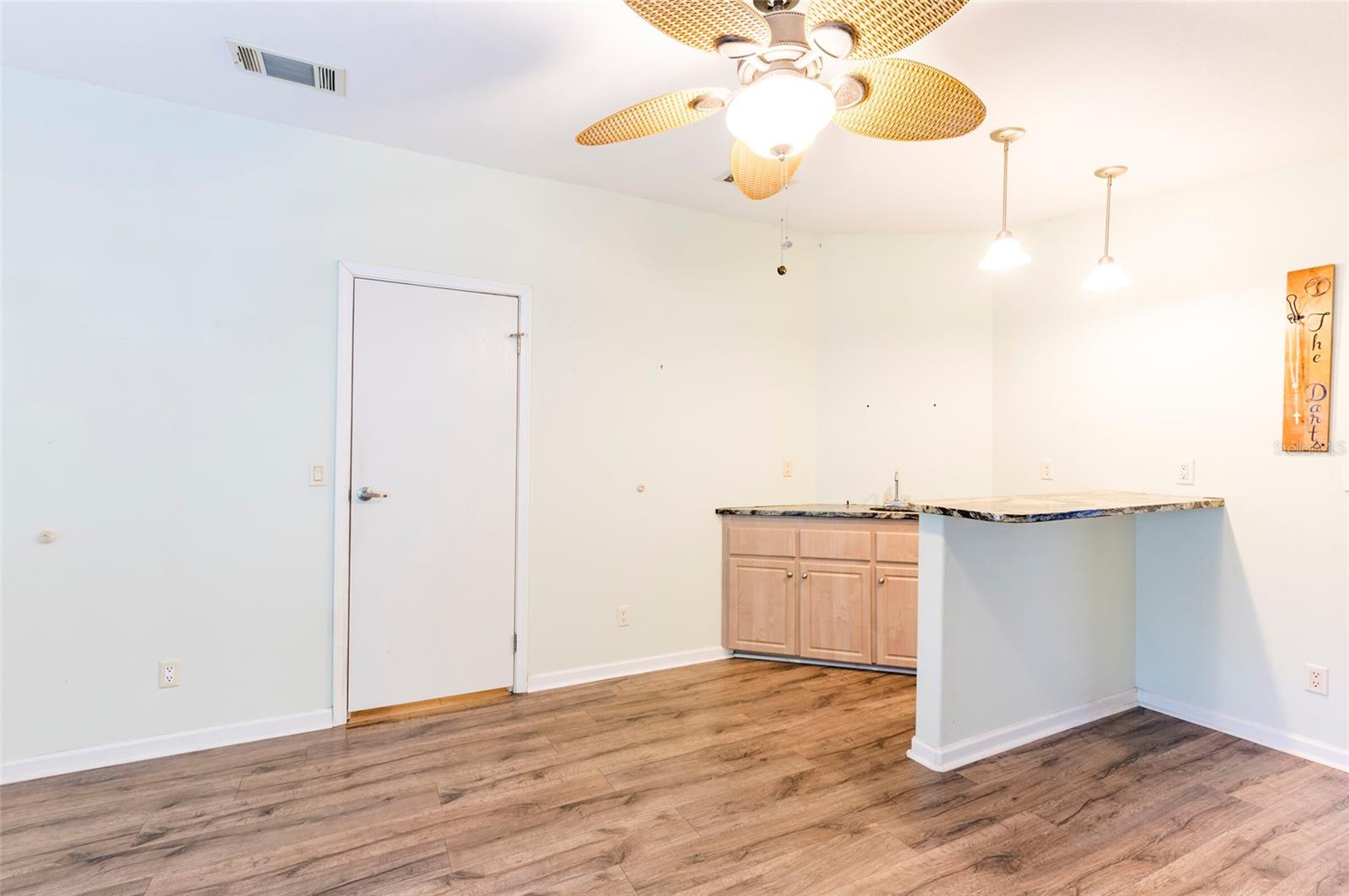 Image 21 of 44 For 9466 Grouse Way