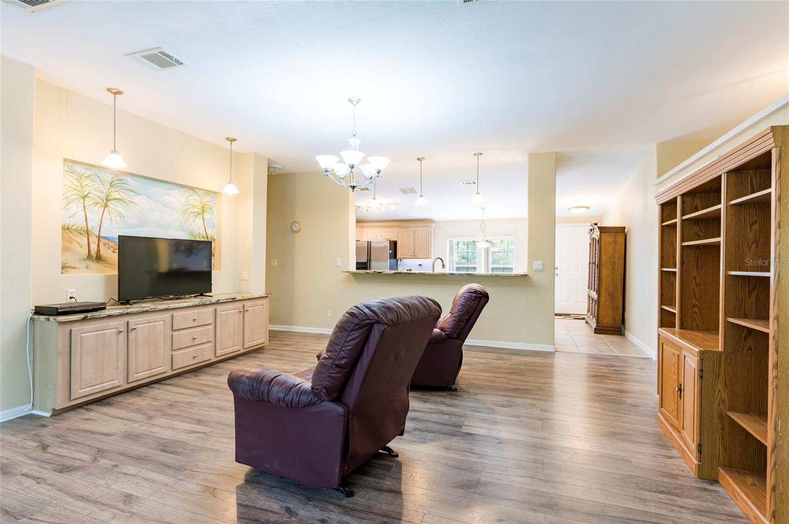 Image 6 of 44 For 9466 Grouse Way