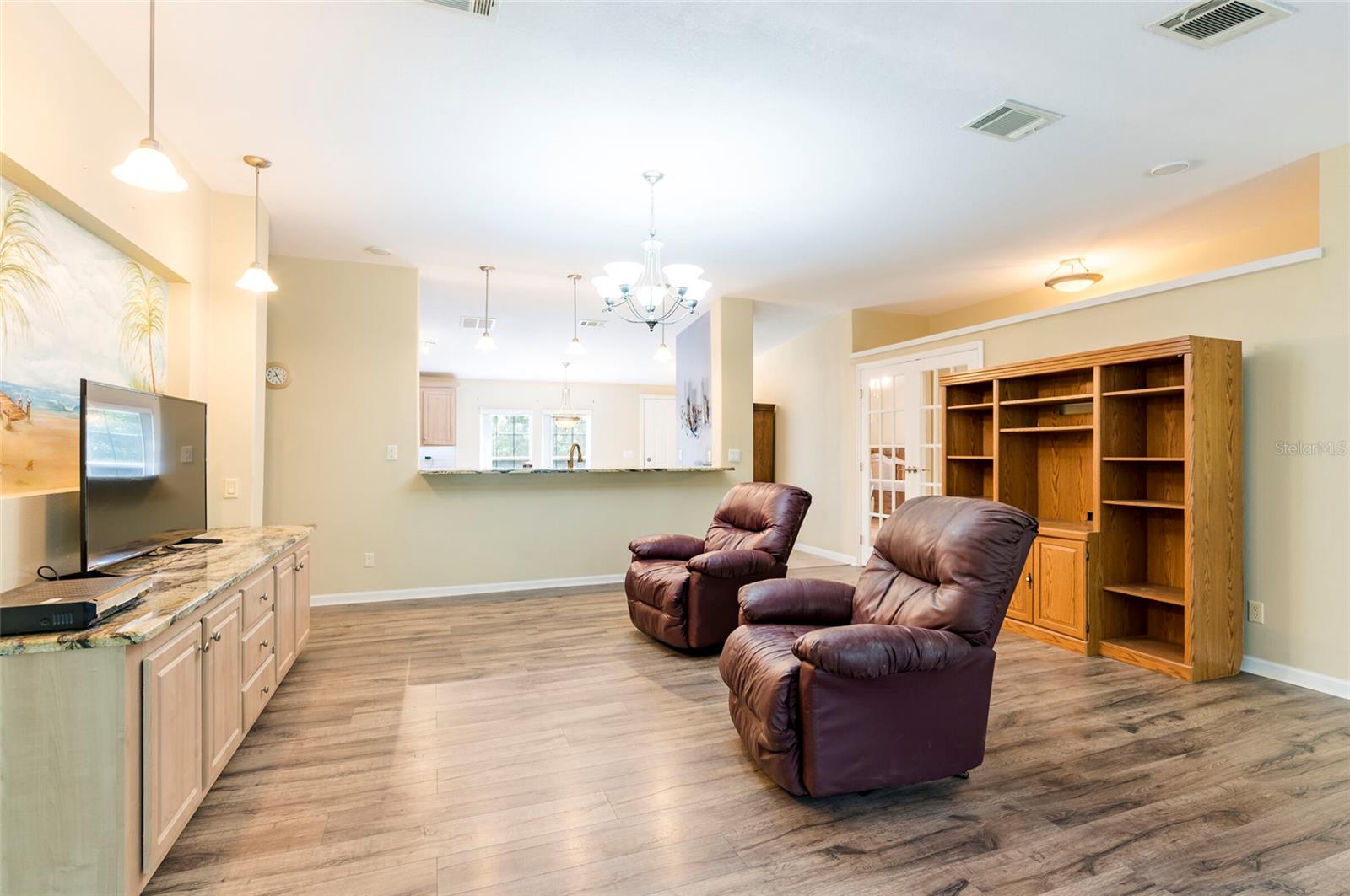 Image 7 of 44 For 9466 Grouse Way
