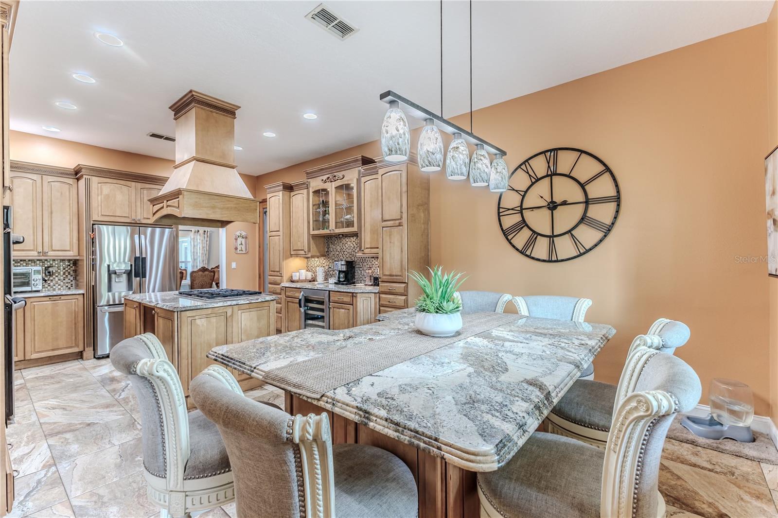 Image 17 of 70 For 11510 Lakeview Drive
