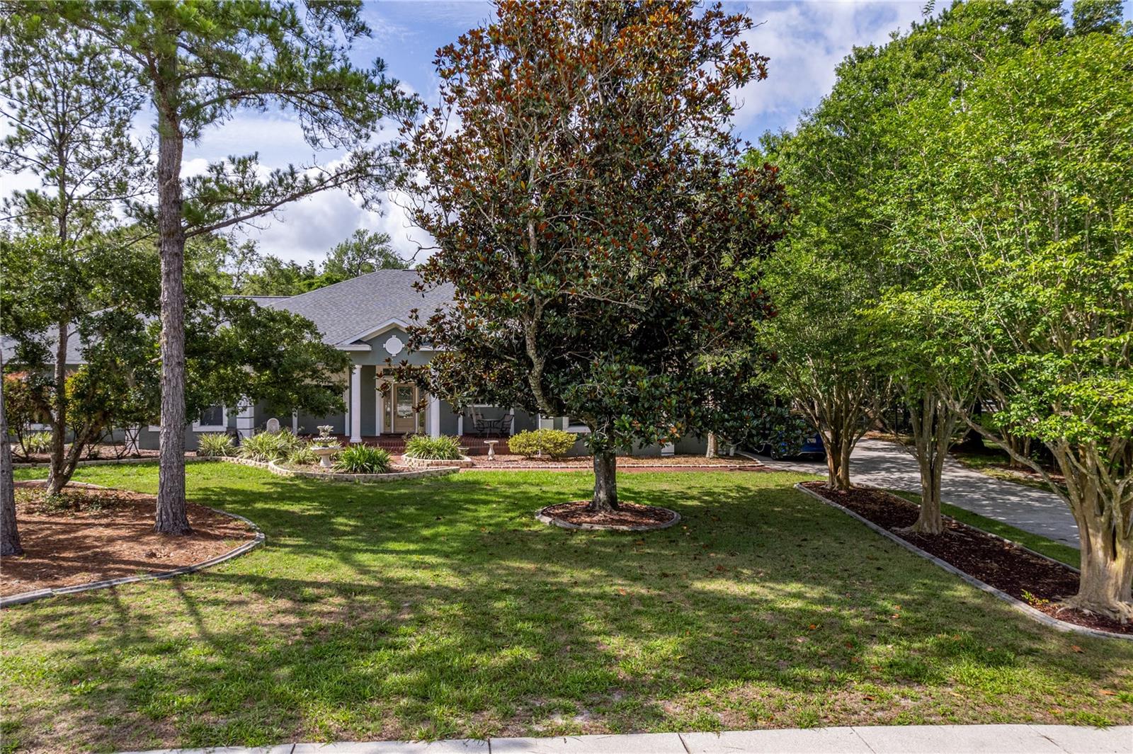 Image 3 of 70 For 11510 Lakeview Drive