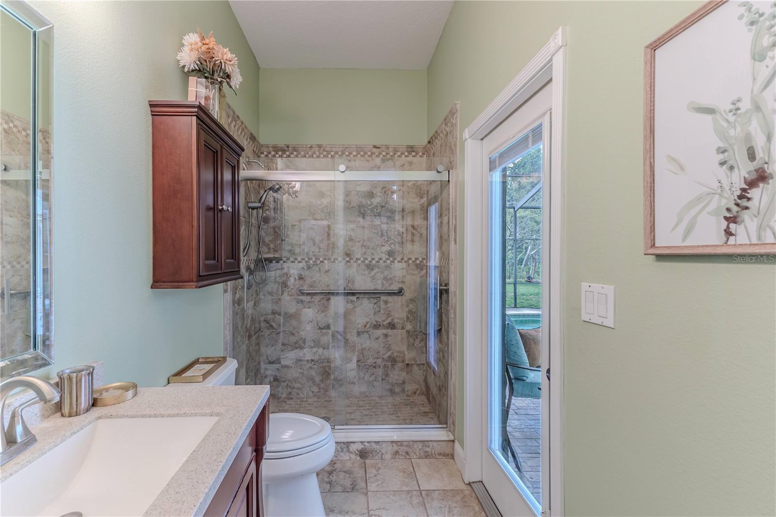 Image 37 of 70 For 11510 Lakeview Drive