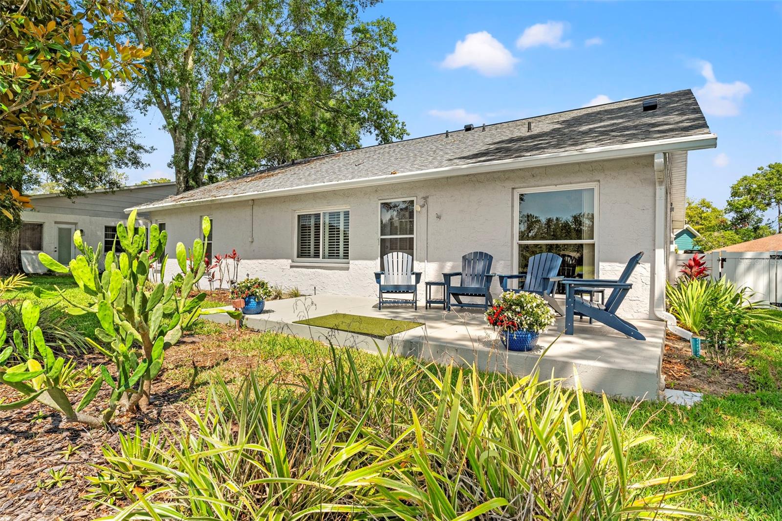 Image 33 of 48 For 6282 Darien Way