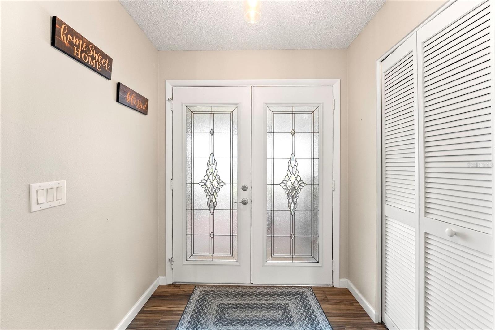 Image 6 of 48 For 6282 Darien Way