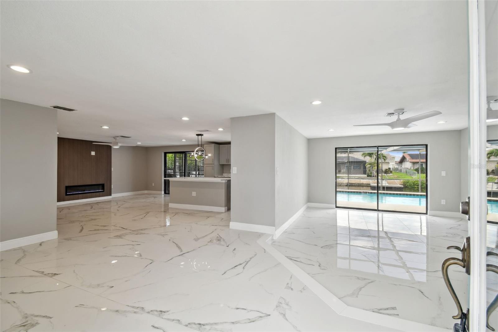 Image 10 of 37 For 9921 San Mateo Way